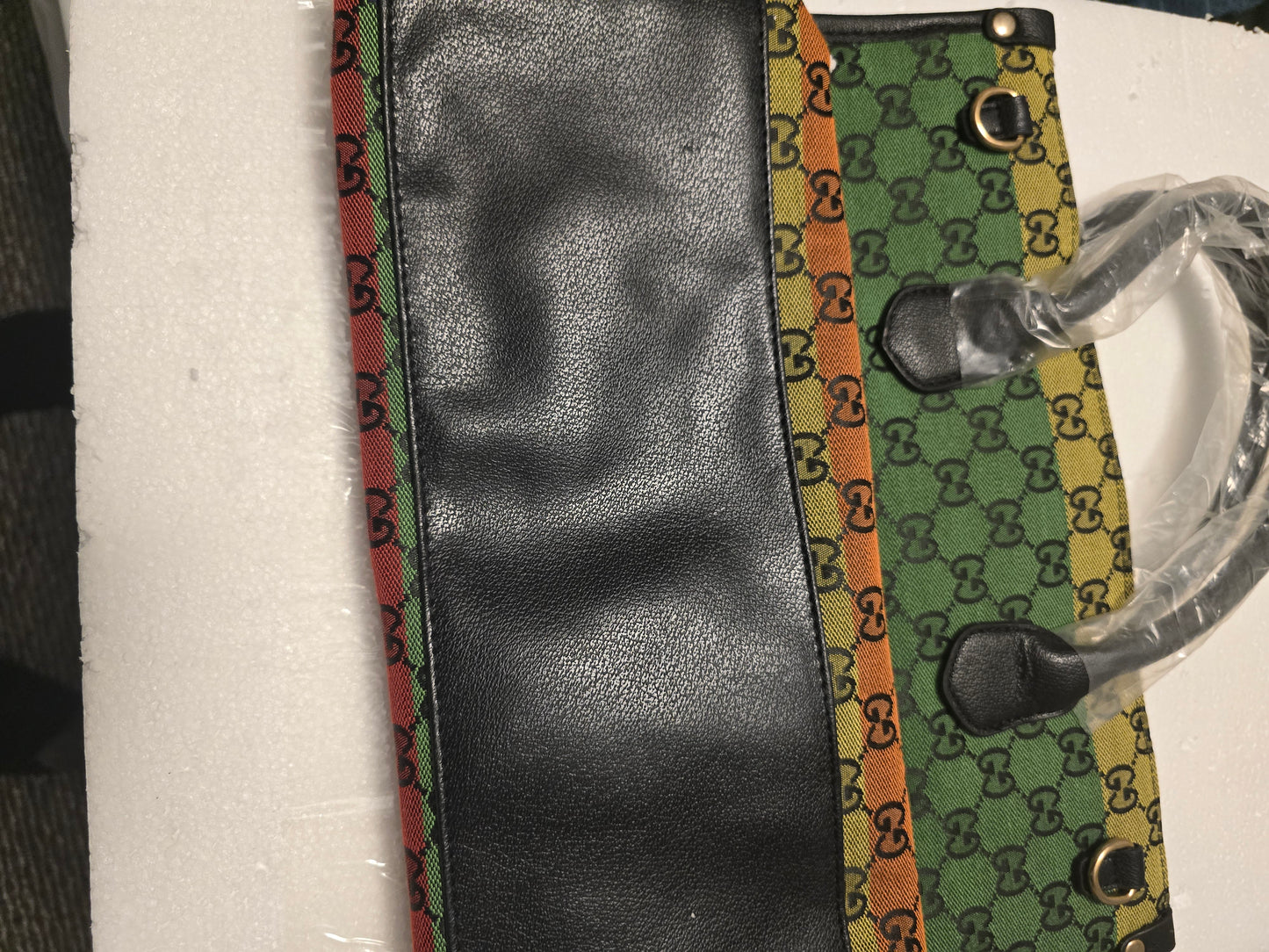 Gucci womens handbag